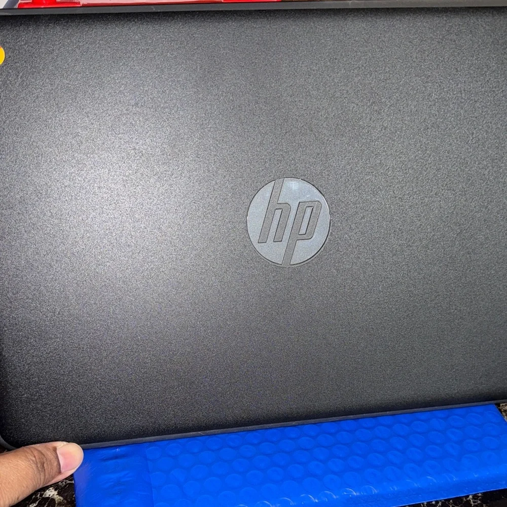 HP Laptop - Elegant Gray Finish with charger